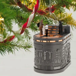 New Release -Hallmark Sales Empire Strikes Back Carbon Freezing Keepsake Ornament 6499QXI7117 02