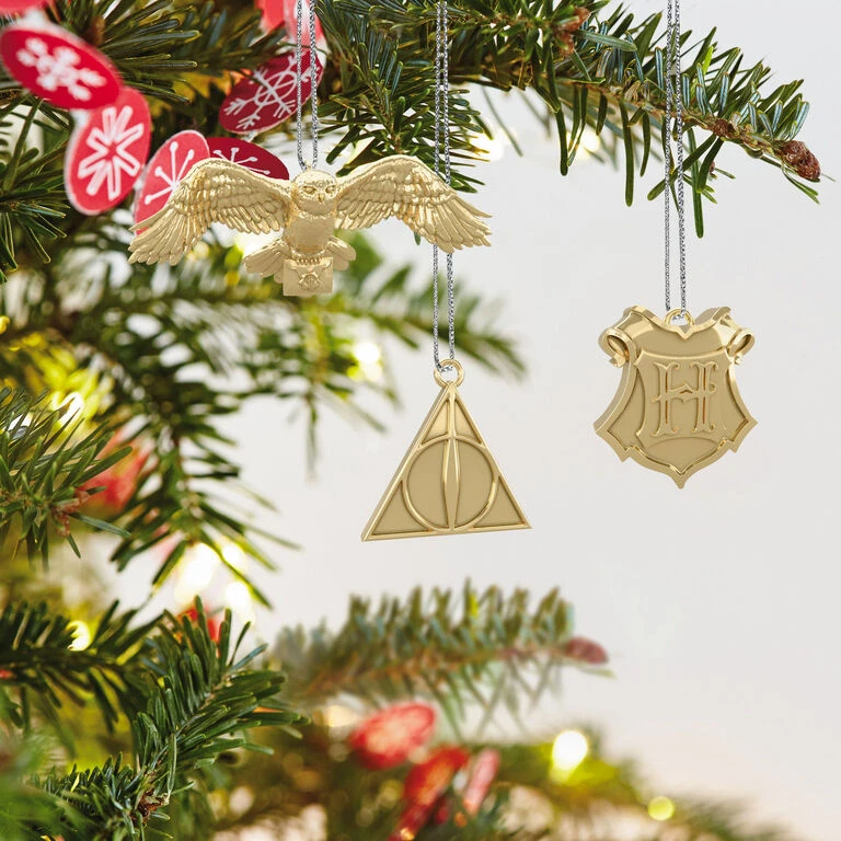 Hallmark Mini Harry Potter™ The Wizarding World™ Metal Ornaments, Set Of 3 2 Hallmark Mini Harry Potter™ The Wizarding World™ Metal Ornaments, Set Of 3 - Image 2